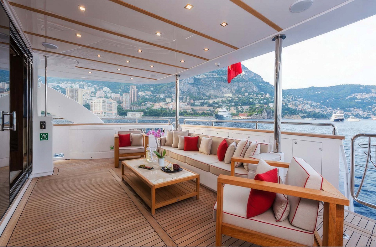 Аренда мега яхты Navetta 30 GATSBY в Италии, Амальфи
